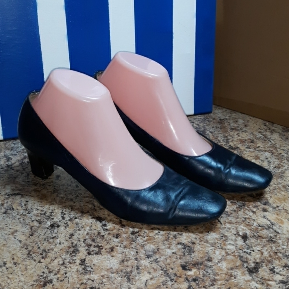 Vintage 1970s Heiress navy blue dress shoes